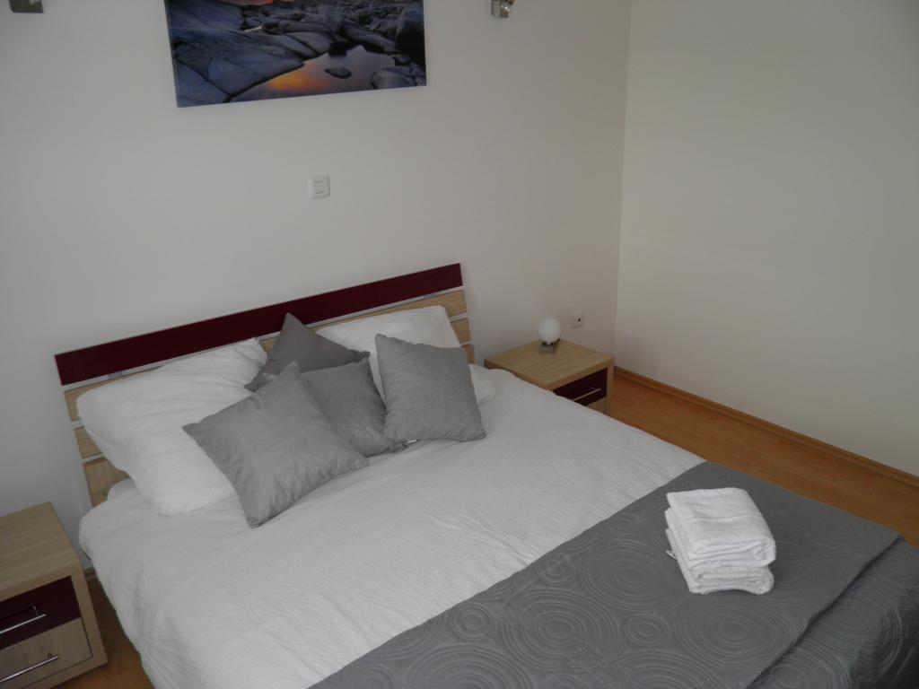 Apartmani Galeb Put Grande 25 *