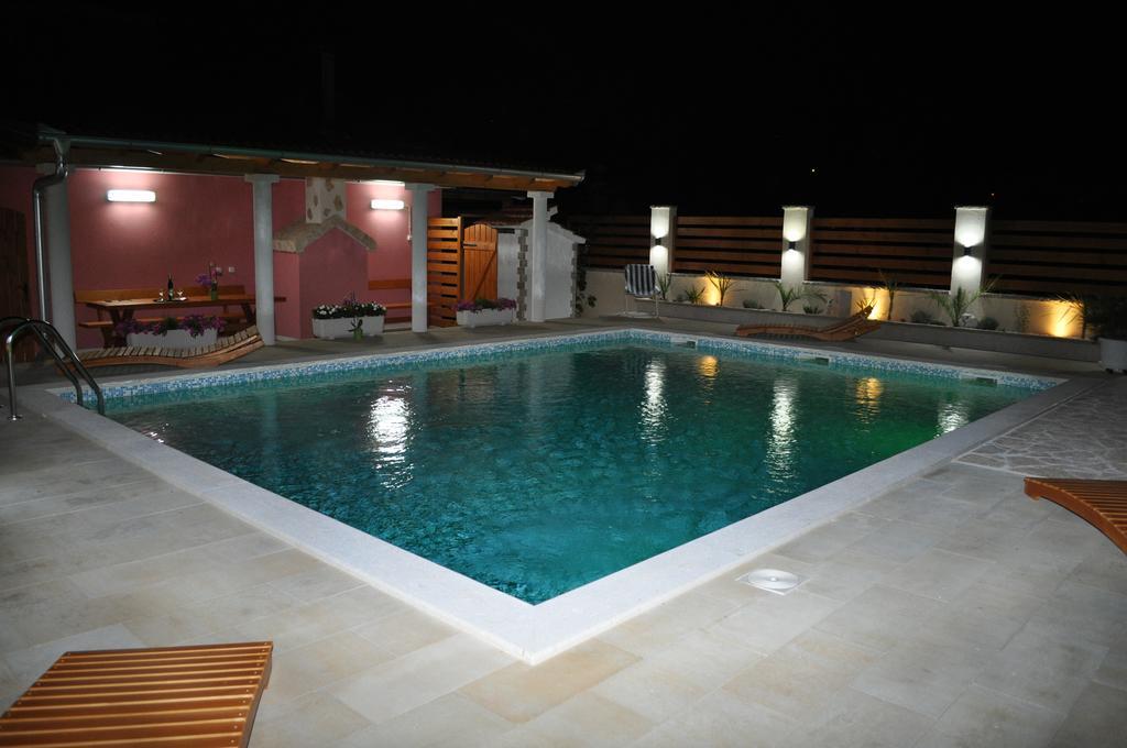 Apartmani Galeb Put Grande 25 *