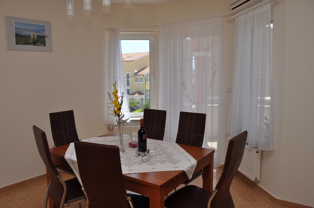 Apartmani Galeb Put Grande 25 *